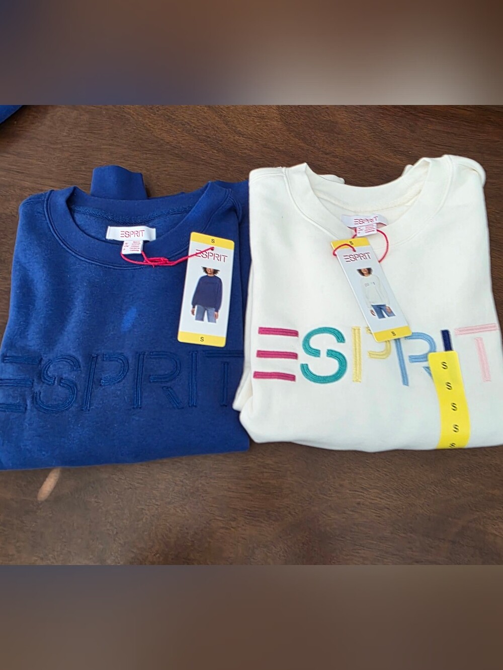 Esprit Small Set of 2 Navy and Off-White Embroidered Logo Crewneck Sweatshirts